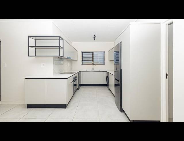3 BEDROOM PROPERTY TO RENT IN SANDOWN